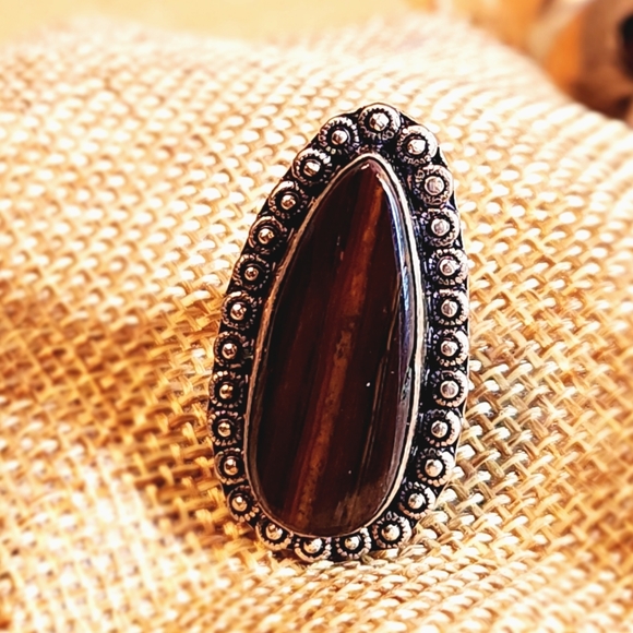 2 Pretty, Natural, Red Tiger Eye, Cabochon Rings.Tr-Drp Shpd-S5, Rctngul-51/4 . - Picture 9 of 9